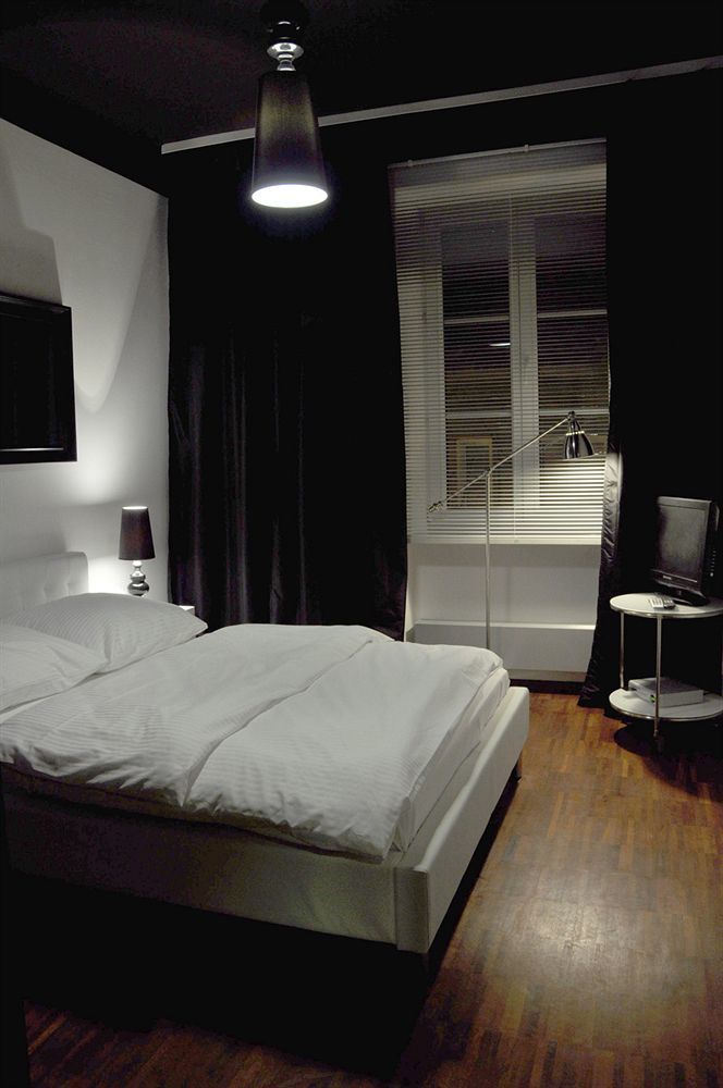 Chmielna Guest House Варшава Екстериор снимка