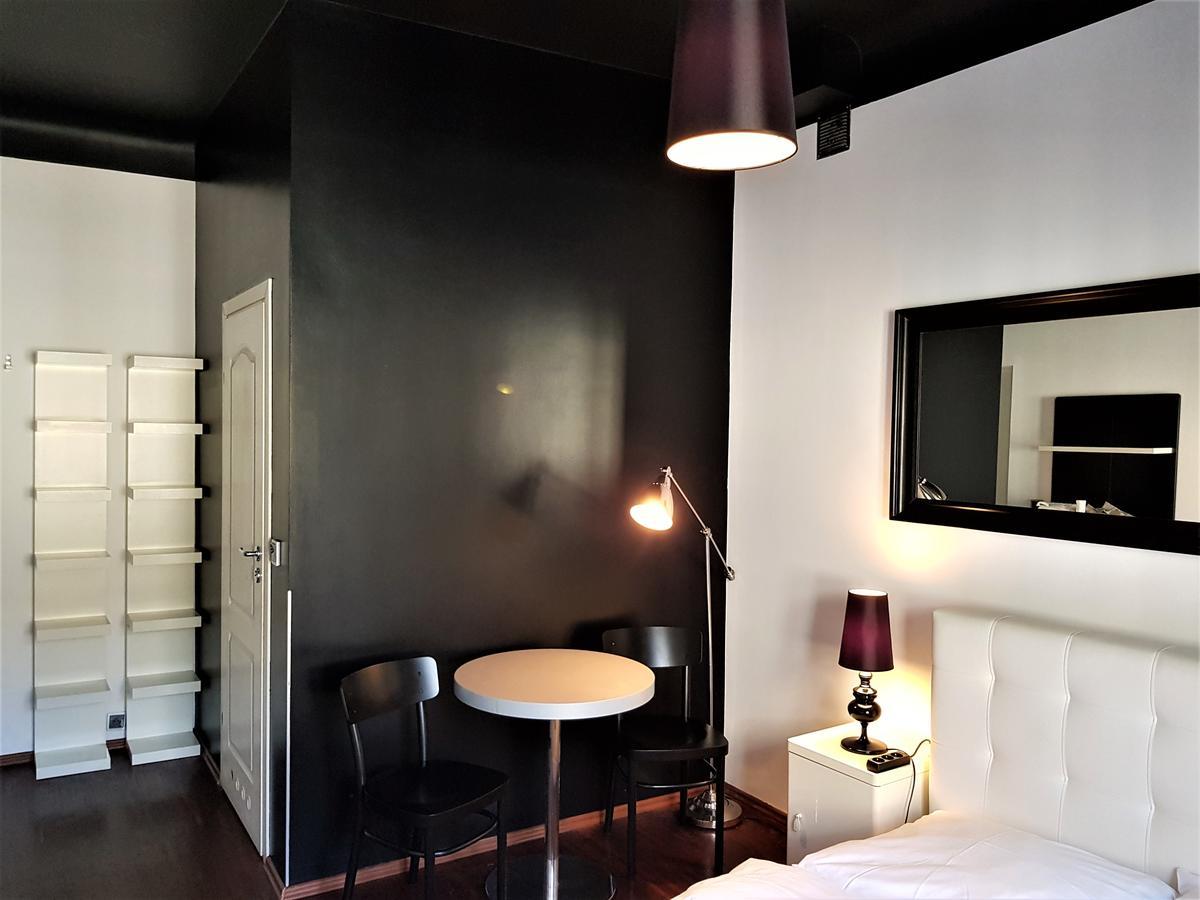 Chmielna Guest House Варшава Екстериор снимка