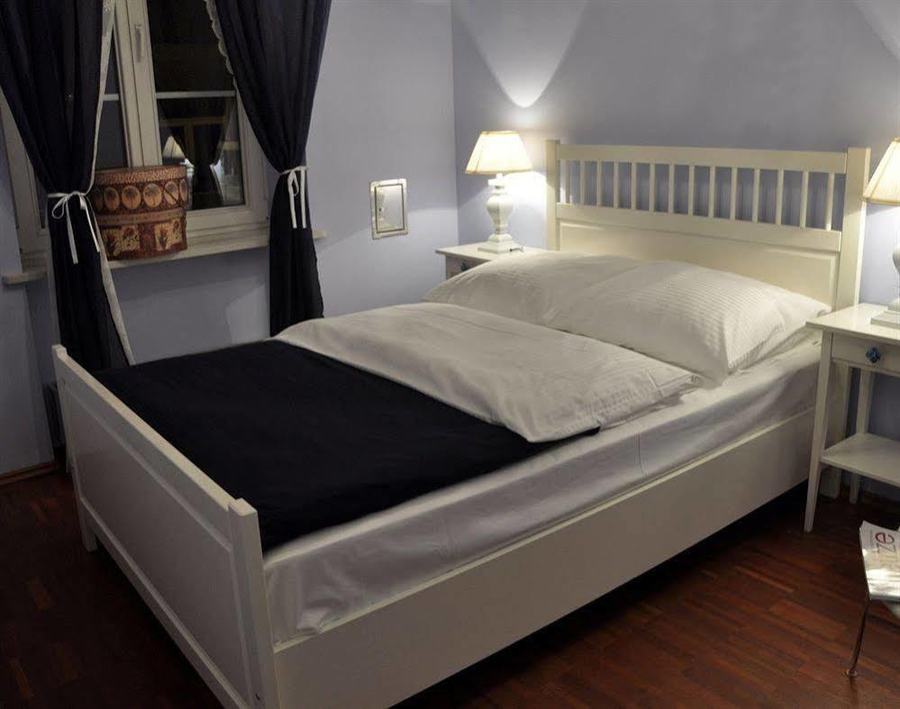 Chmielna Guest House Варшава Екстериор снимка