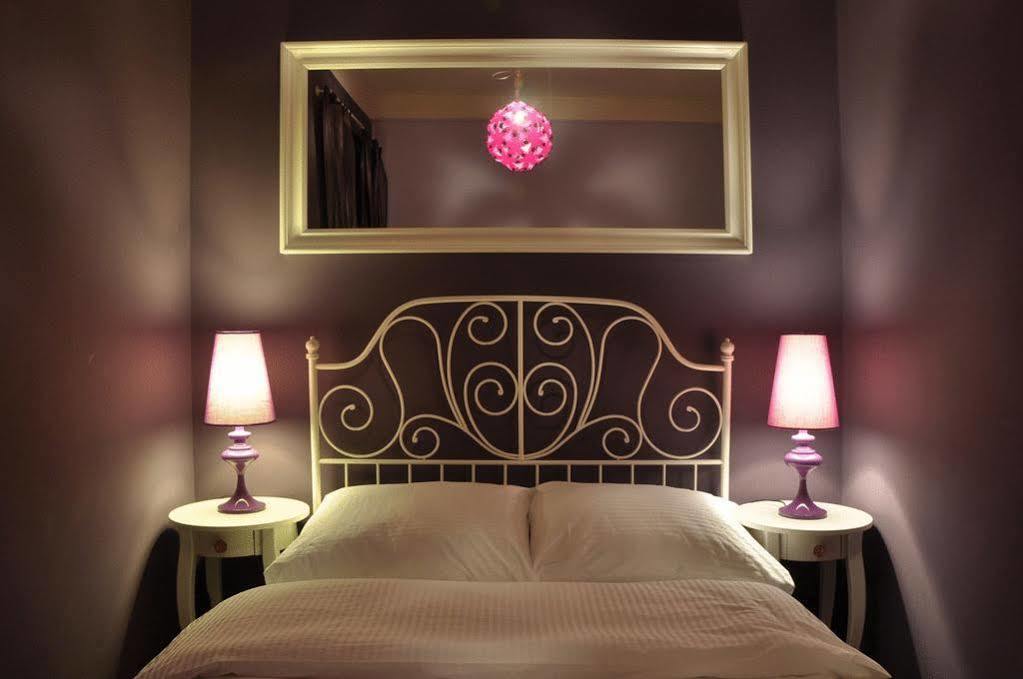 Chmielna Guest House Варшава Екстериор снимка
